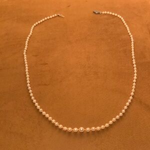Vintage pearl necklace